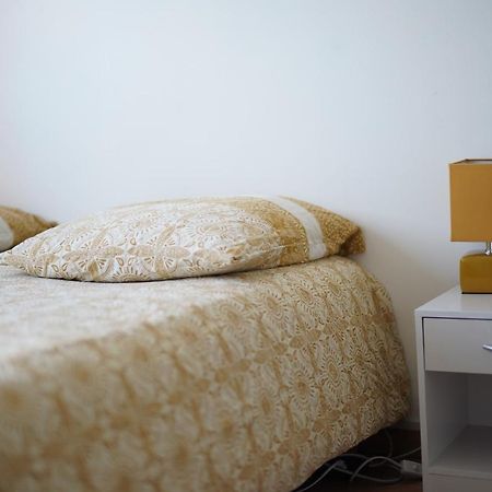 Petit Appartement Cosy A ทรัวส์ ภายนอก รูปภาพ